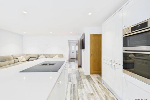 undefined, Cedar Road, Gloucester GL3