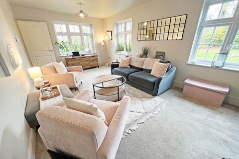 4 bedroom detached house for sale, Flanders Close, Burbage, Leicestershire, LE10 2FN