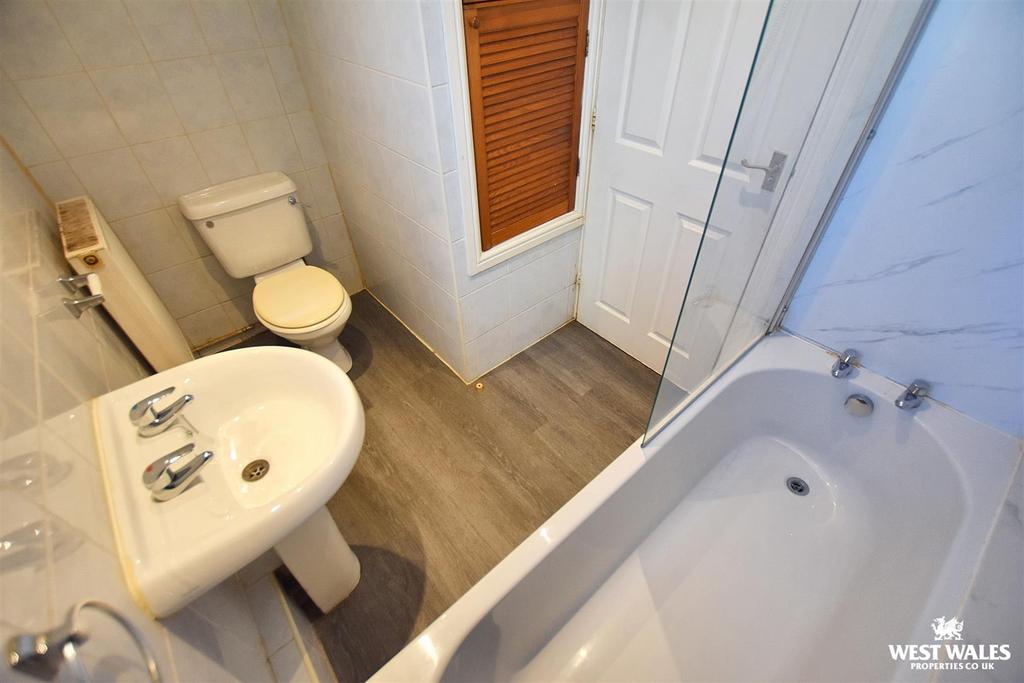 1 - 2025-11-13 T210240.706.jpg