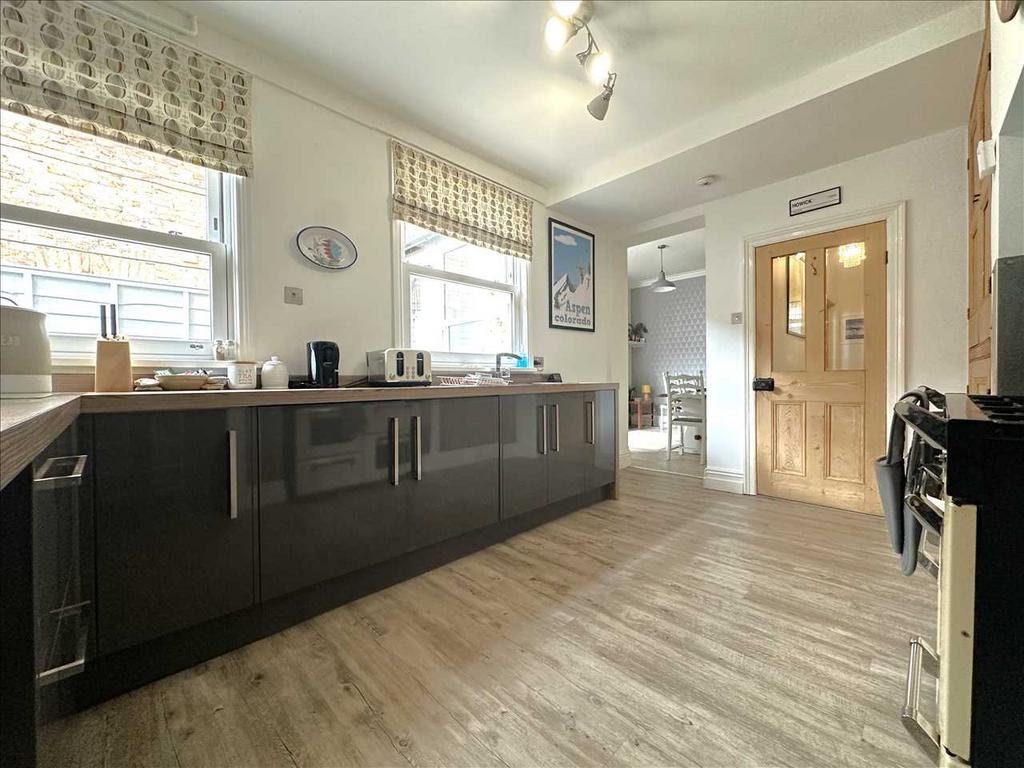 Breakfast/Kitchen