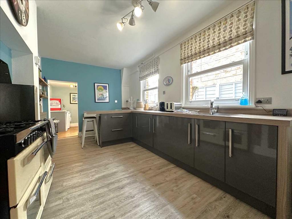 Breakfast/Kitchen
