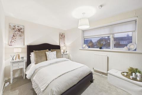 14 Chestnut Road, Bromsgrove, B61 8LY