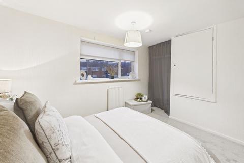 14 Chestnut Road, Bromsgrove, B61 8LY