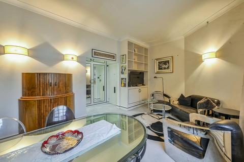 1 bedroom flat for sale, Old Church Street, Chelsea, London, SW3