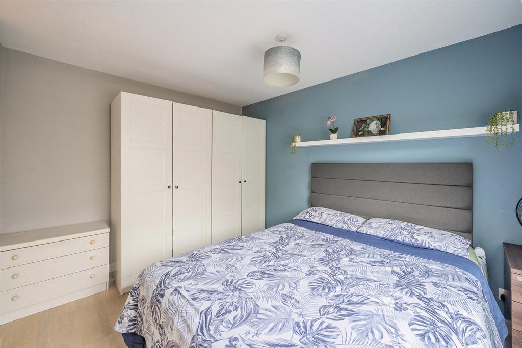 93 Bryn Milwr-2.jpg