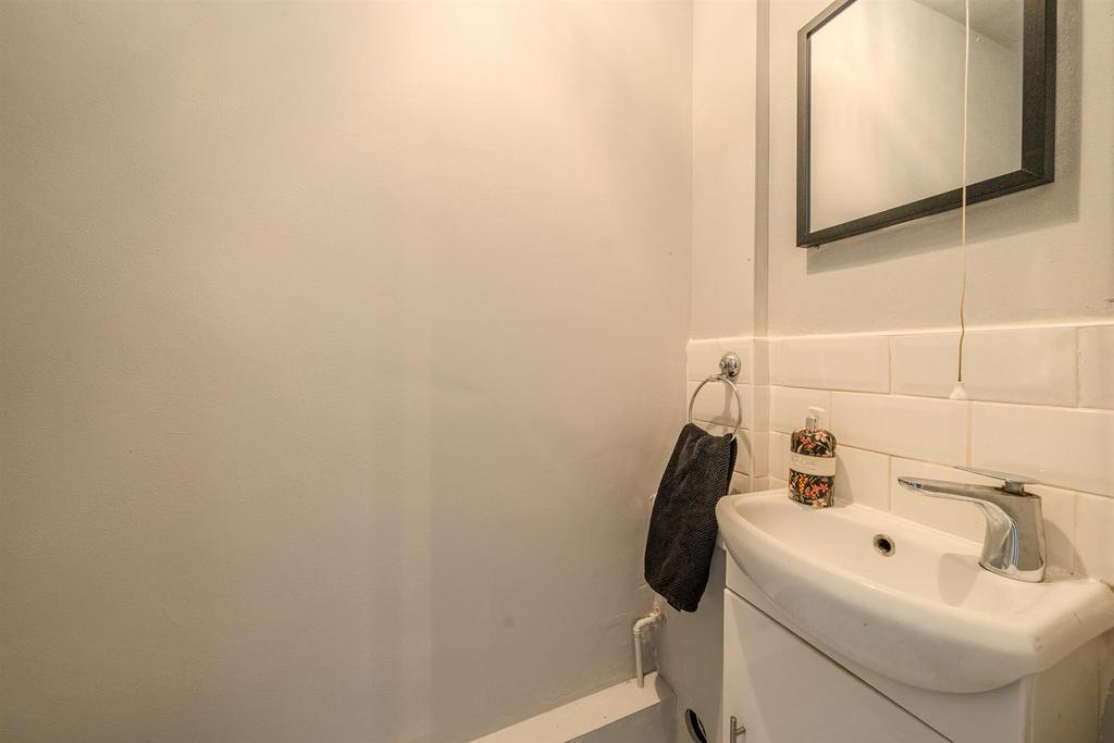 93 Bryn Milwr-8.jpg