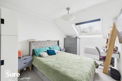 undefined, Ronald Court, Oakwood Road, Bricket Wood, St. Albans, Hertfordshire, AL2 3ET