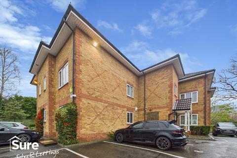 undefined, Ronald Court, Oakwood Road, Bricket Wood, St. Albans, Hertfordshire, AL2 3ET