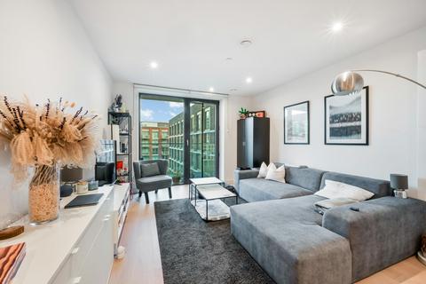 John Cabot House, Royal Wharf, E16