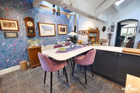 undefined, Haverfordwest