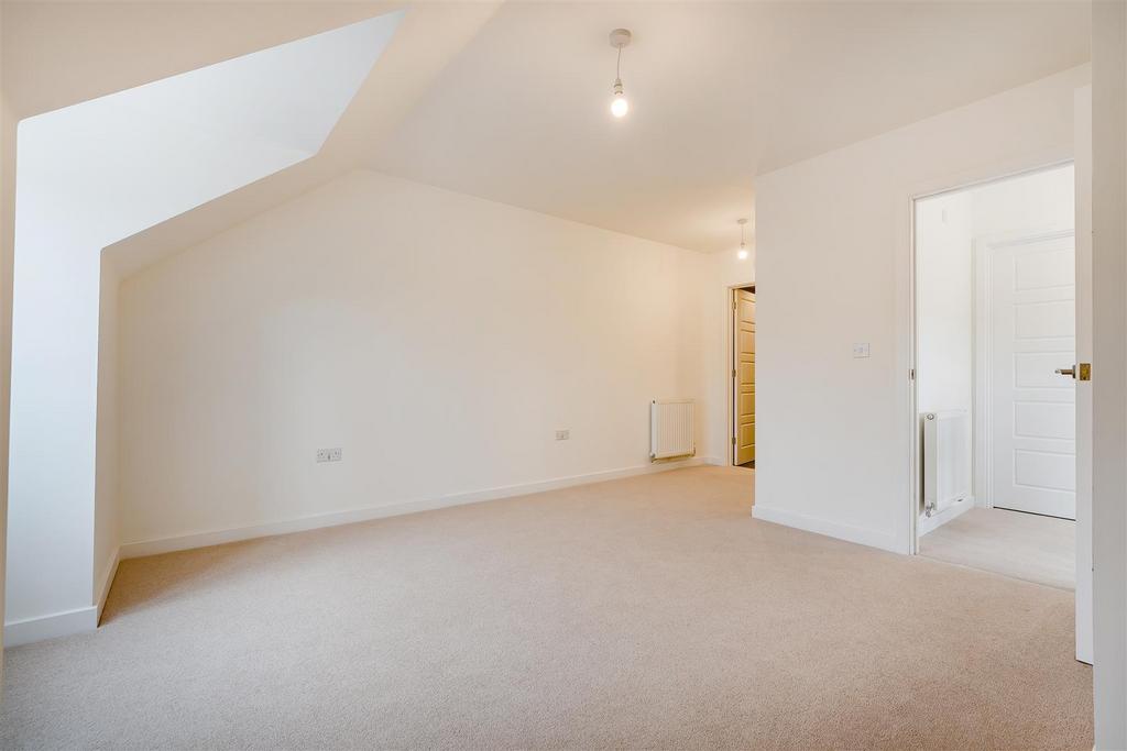 Master Bedroom.jpg