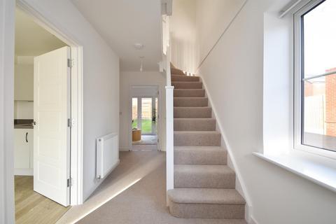 3 bedroom townhouse to rent, Mason Close, St Leonards-On-Sea TN37