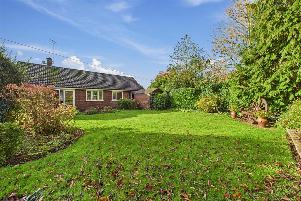 CAM04235 G0-PR0106-STILL015.jpg