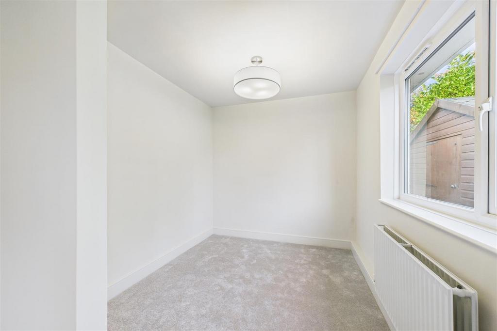 Master Bedroom & Dressing Area