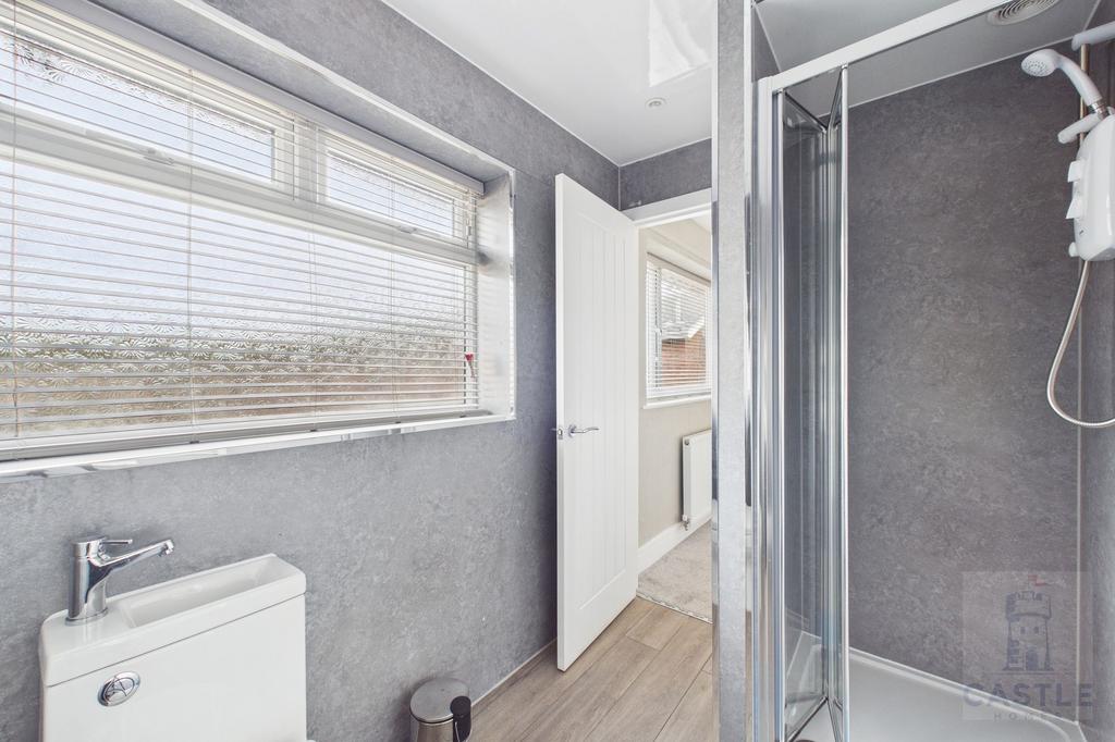 Ensuite Room 4