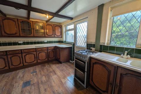 3 bedroom semi-detached house for sale, 8, Stoneyridge Avenue Bradford, BD9 6PA