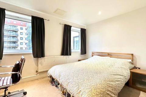 2 bedroom apartment for sale, Wards Wharf Approach, London E16