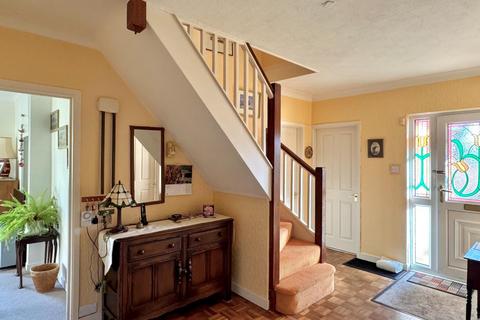 4 bedroom detached bungalow for sale, Britten Road, Penarth