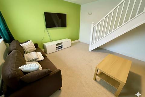 2 bedroom terraced house for sale, Cheslyn Close, Luton, Bedfordshire, LU2 8UA