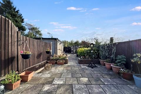 3 bedroom semi-detached house for sale, West Way, Edgware, HA8