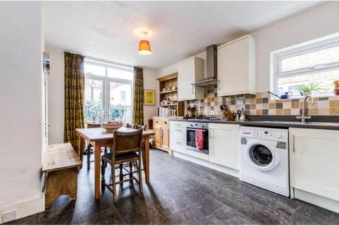 102 Second Avenue, London, E12 6EL