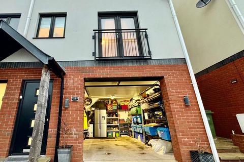 undefined, Albertina Road, Newbridge, NP11