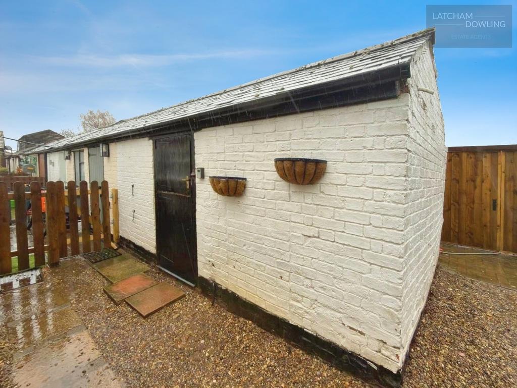 Outbuilding