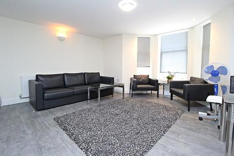 1 bedroom in a house share to rent, West Grove, Cardiff CF24