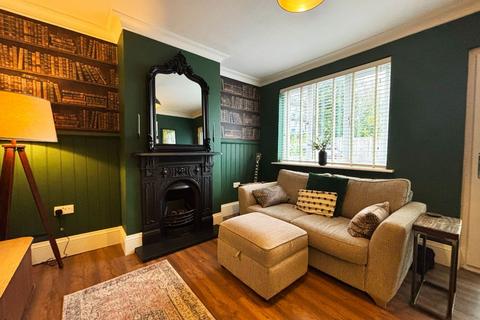 2 bedroom terraced house for sale, Warley Mount, Brentwood