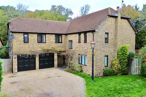 5 bedroom detached house for sale, Finchampstead, Wokingham, Berkshire, RG40