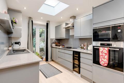 2 bedroom apartment to rent, Shirland Road, Maida Vale, London, W9