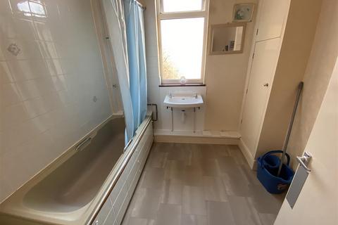 1 bedroom in a house share to rent, Albany Road, Earlsdon, Coventry