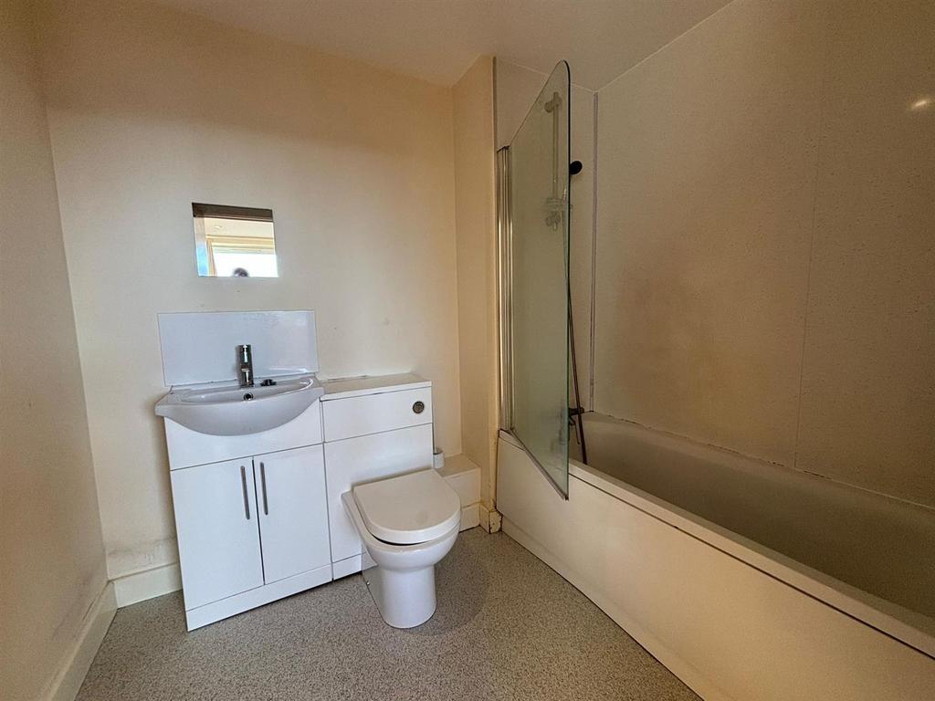 Bathroom.jpeg