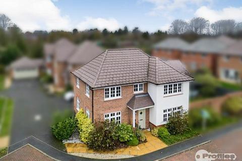 4 bedroom detached house for sale, Flanders Close, Burbage, Hinckley