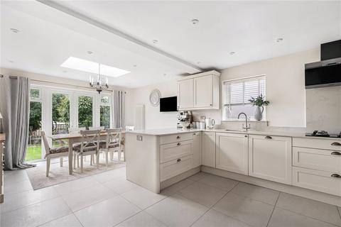 4 Brookview South, Coldwaltham, Pulborough, RH20 1LX
