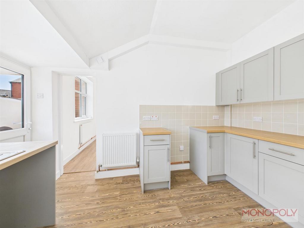 CAM04439 G0-PR0017-STILL006.jpg