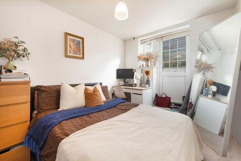 2 bedroom flat to rent, Albion Road, London N16