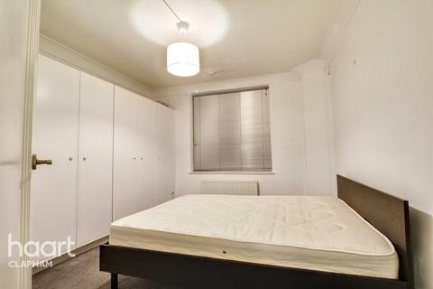 3 bedroom flat to rent, Kings Avenue, LONDON