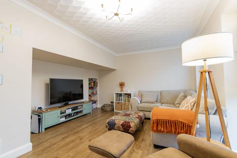 3 bedroom detached house for sale, Auborn Gardens, Peterborough, PE3