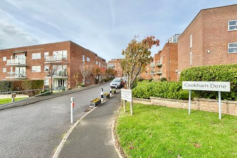 2 bedroom flat for sale, Buckhurst Road, Bexhill-on-Sea, TN40