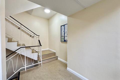 2 bedroom flat for sale, Buckhurst Road, Bexhill-on-Sea, TN40