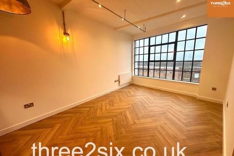undefined, 20 Hockley Hill, B18