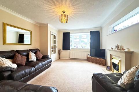 4 bedroom detached house for sale, Fairlawn Avenue, Washford Park Meole Village, Shrewsbury