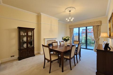 undefined, Carver Road, Hale