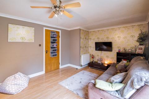 4 bedroom end of terrace house for sale, Upper Field Close, Church Hill, Redditch, B98
