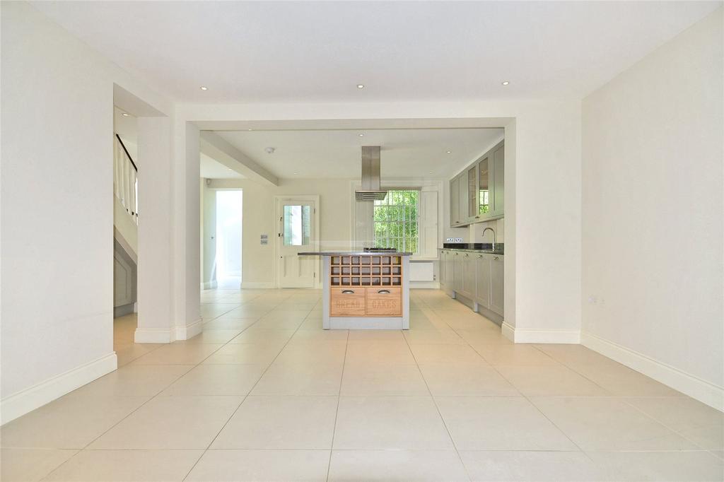 Kitchen/Family Room