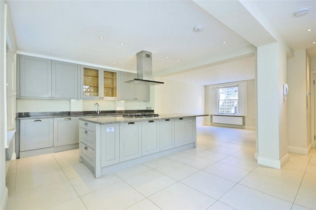 Kitchen/Family Room