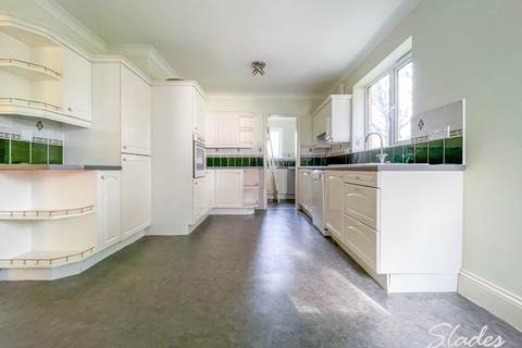 2 bedroom apartment to rent, Byron House, 28 Boscombe Cliff Road, Boscombe