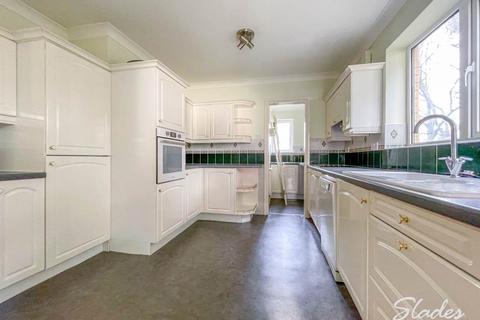 2 bedroom apartment to rent, Byron House, 28 Boscombe Cliff Road, Boscombe