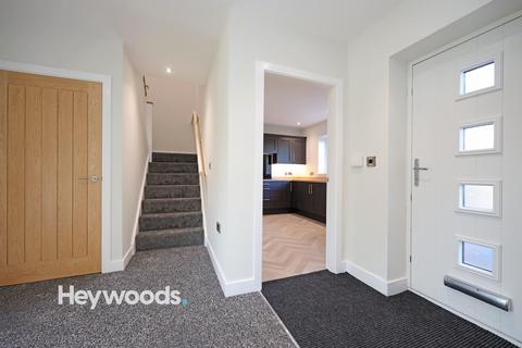 4 bedroom detached house to rent, Churnet Valley Road, Kingsley Holt, Stoke-on-Trent, Staffordshire